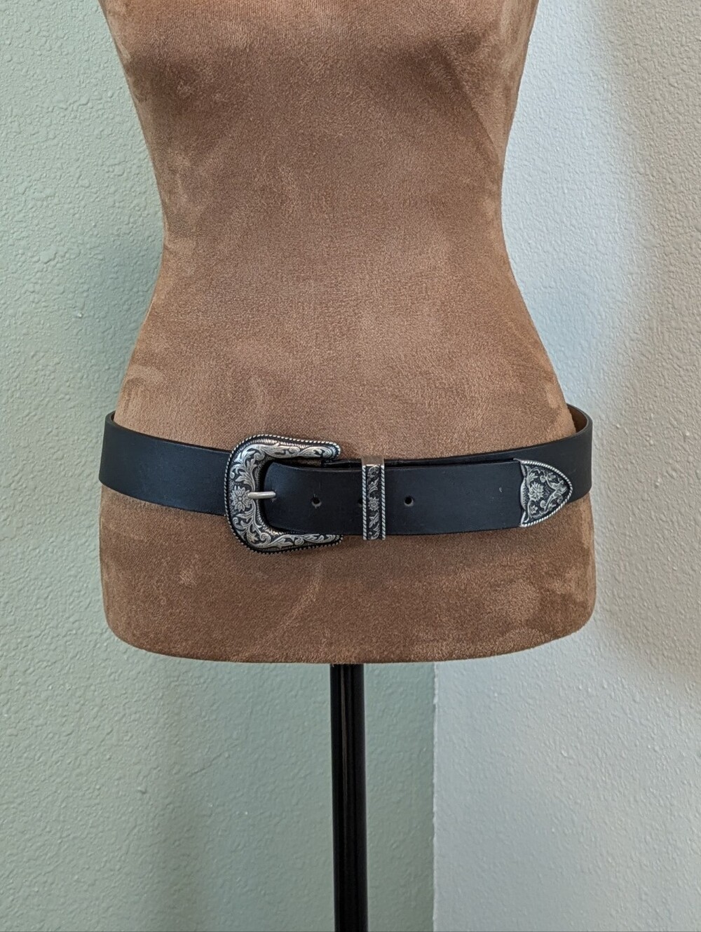 Guess Black Western Belt with Tan Lining